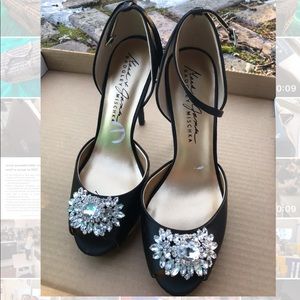 Black Mark&james Satin Pumps/Sz:7 /Nwt Pumps